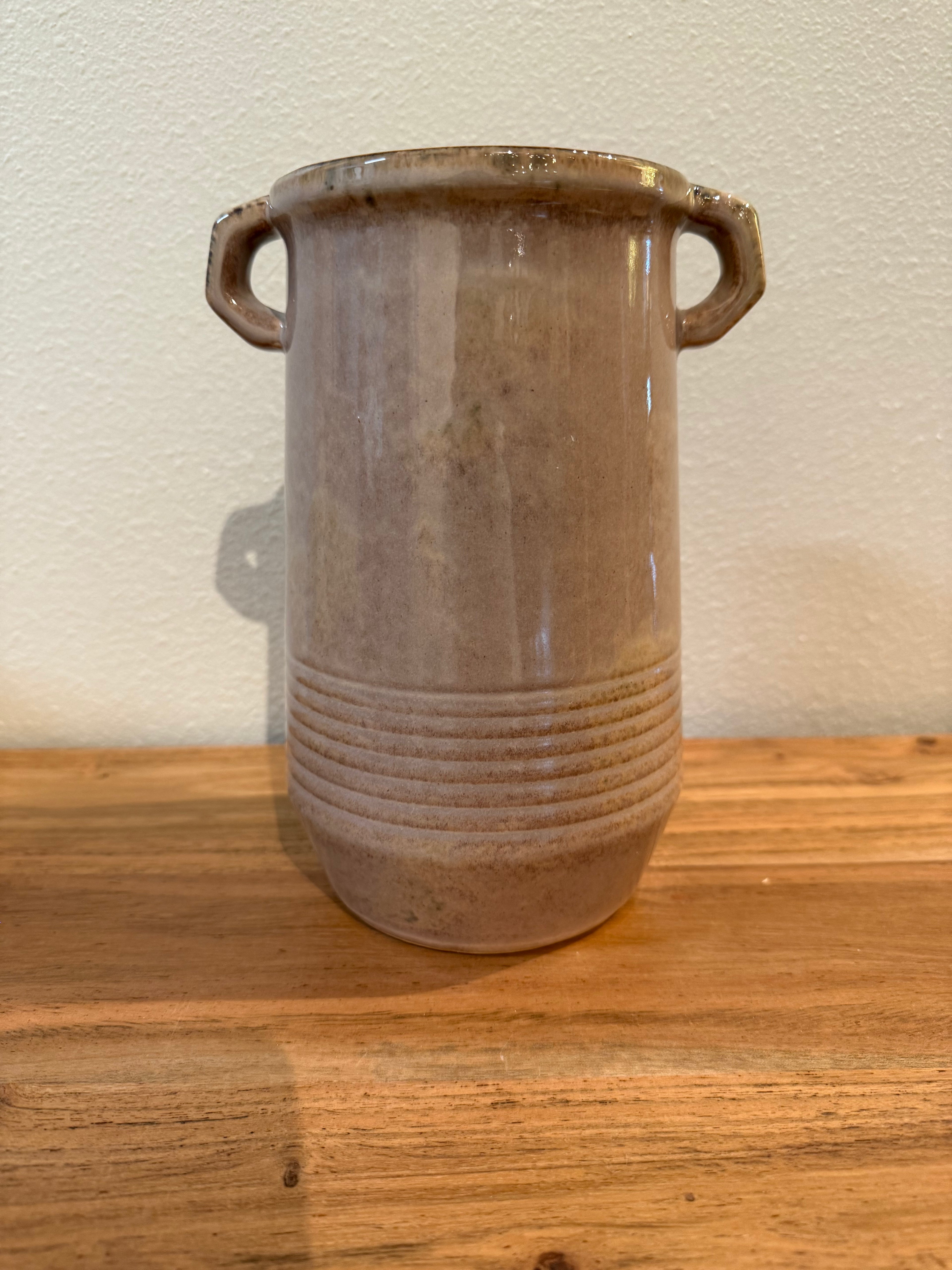 Arizona Clay Vase 7x6x9"