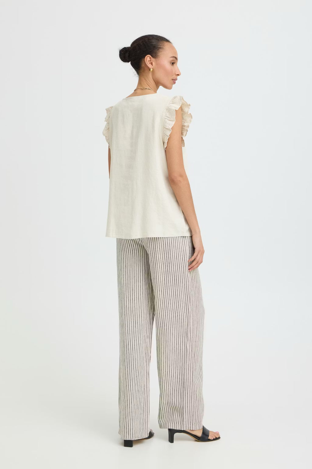 Anella Ruffle Cap Sleeve Vest**