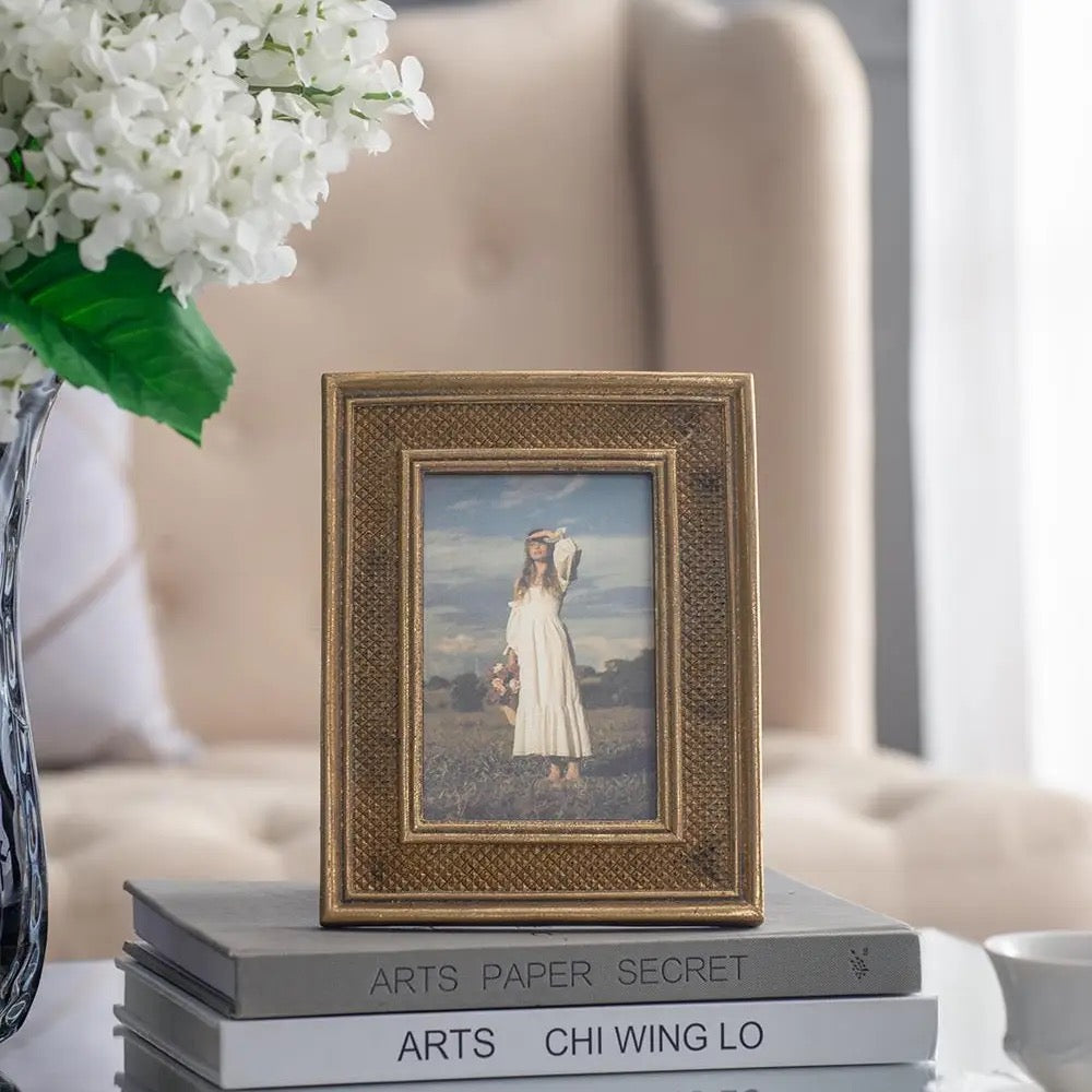 4x6" Gold Photo Frame