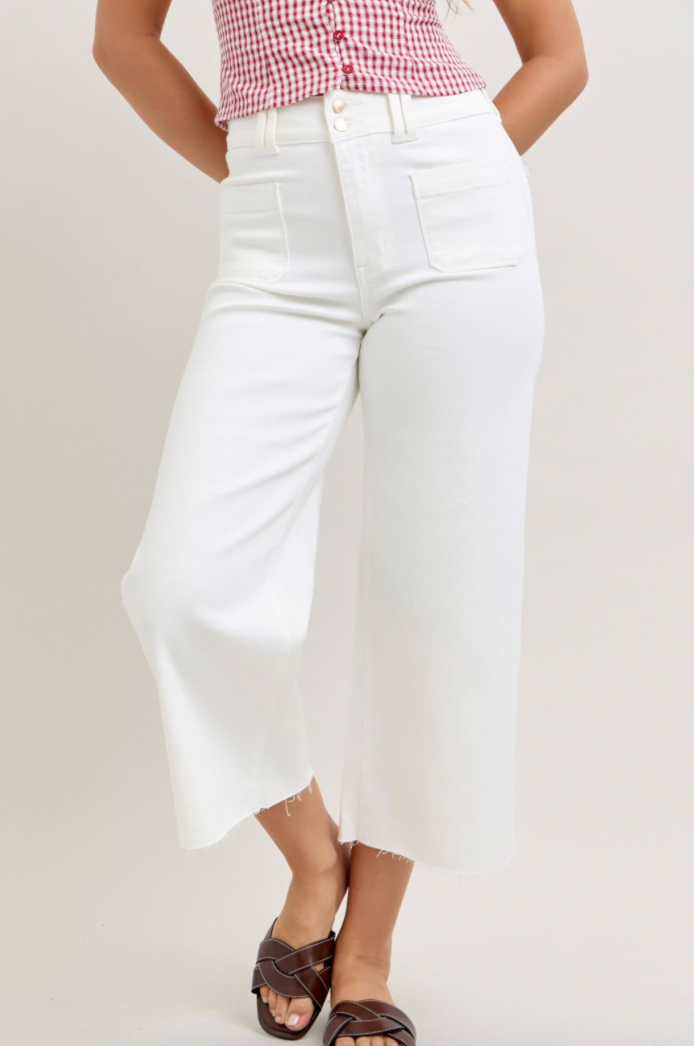 Judy Blue 881077 Wide Crop Front Patch Pockets**