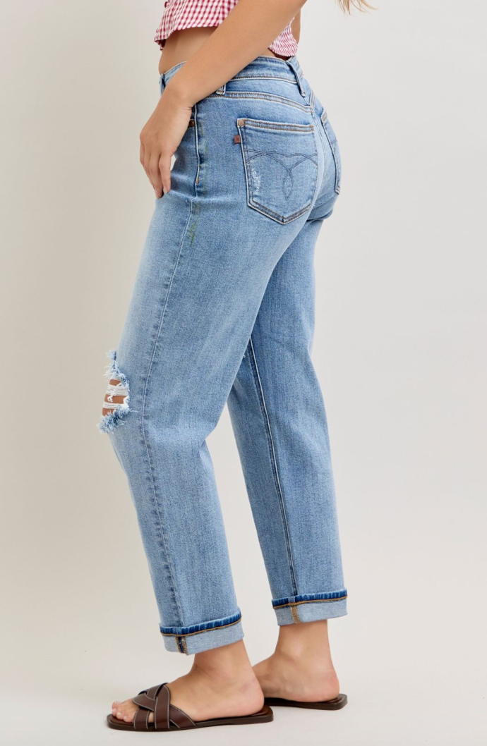 Judy Blue 82688 Boyfriend w/Destroy Cuff**