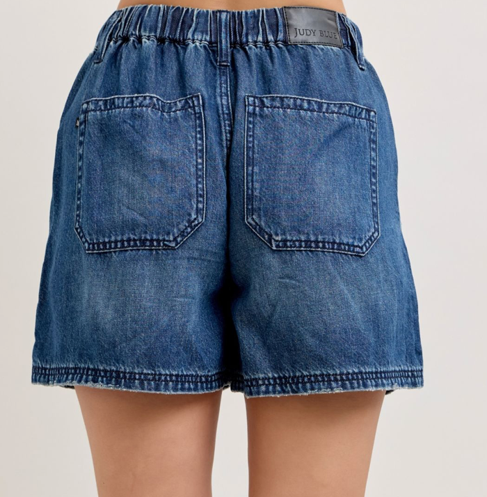 Judy Blue Aria Baggy Short**