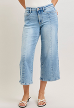 Judy Blue 881076 Mid Rise Wide Crop**