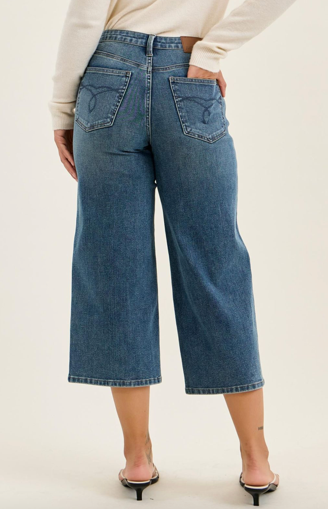 Judy Blue "Dottie" 881186 Wide Crop