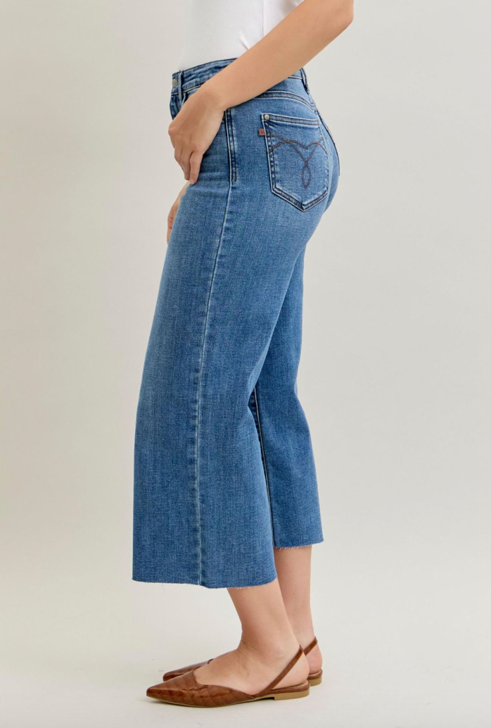 Judy Blue 82684 Wide Crop Classic**